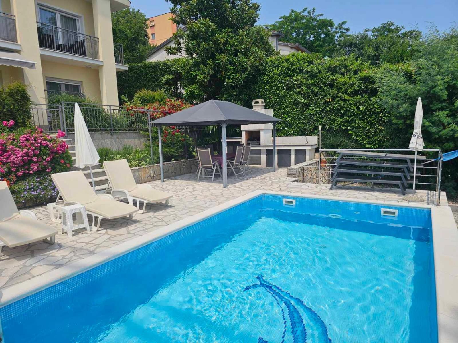 Apartma Grozic - A1 *